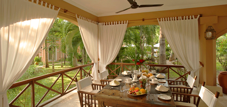 Cover_1Explore_Almanara-Luxury-Villas